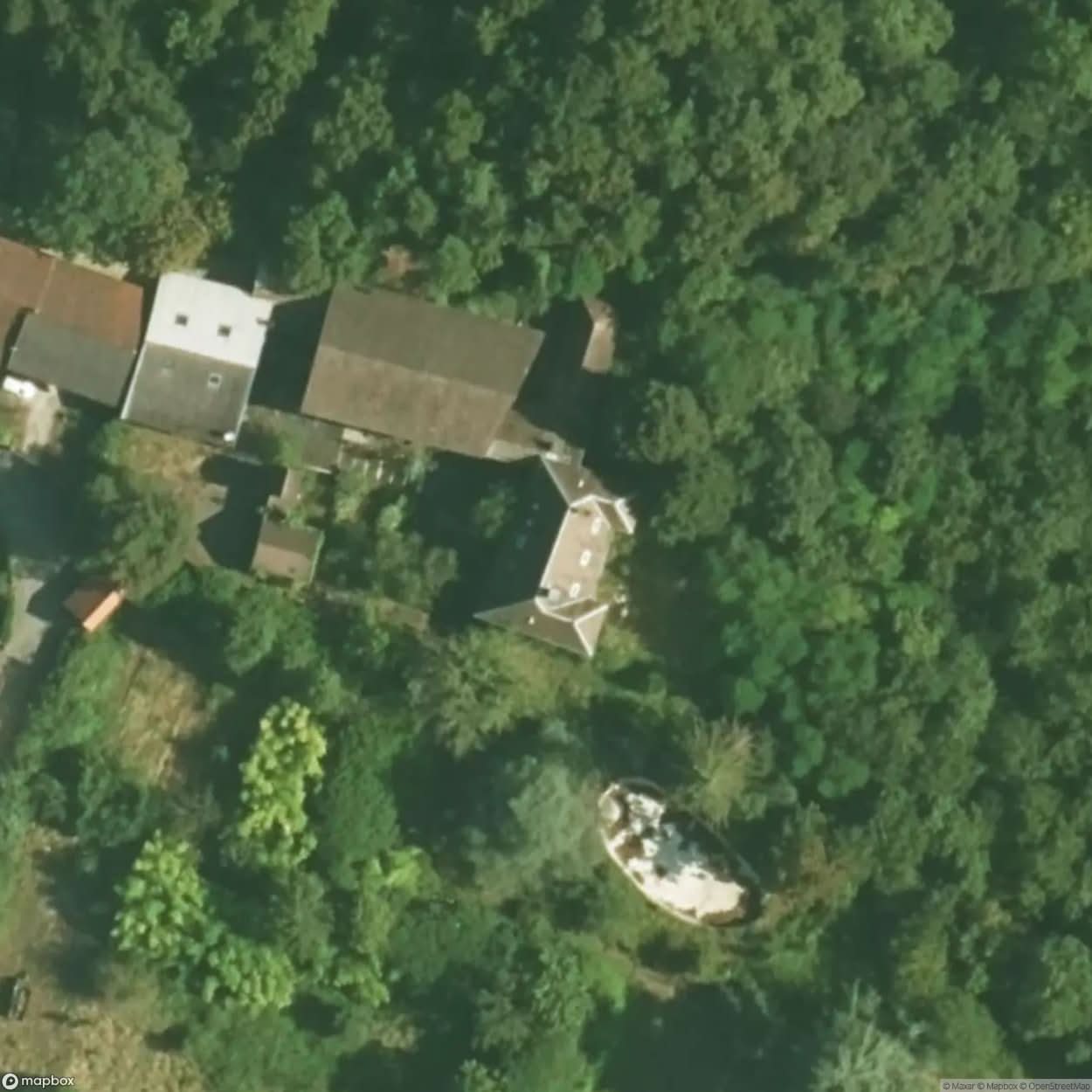 Huge Villa [FRA] #21510
