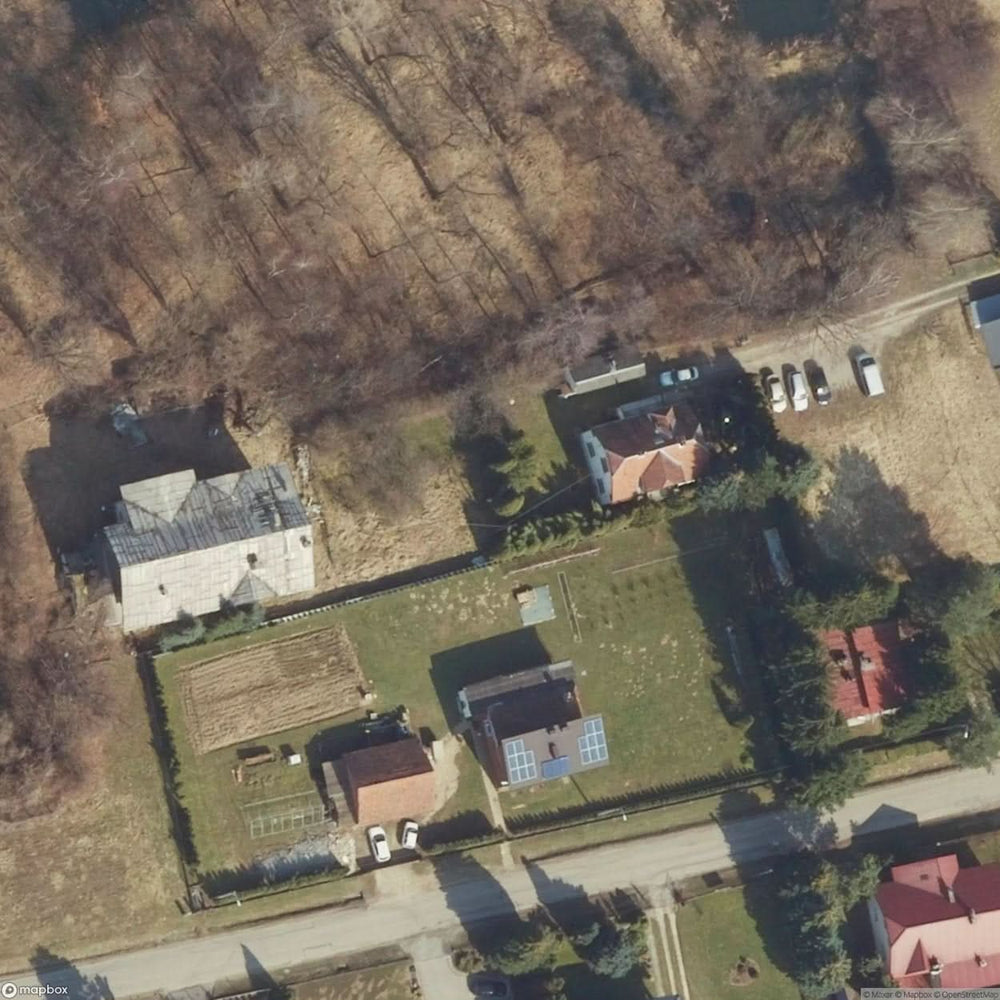 Residential Building Abandoned Gypsy House [POL] #24350