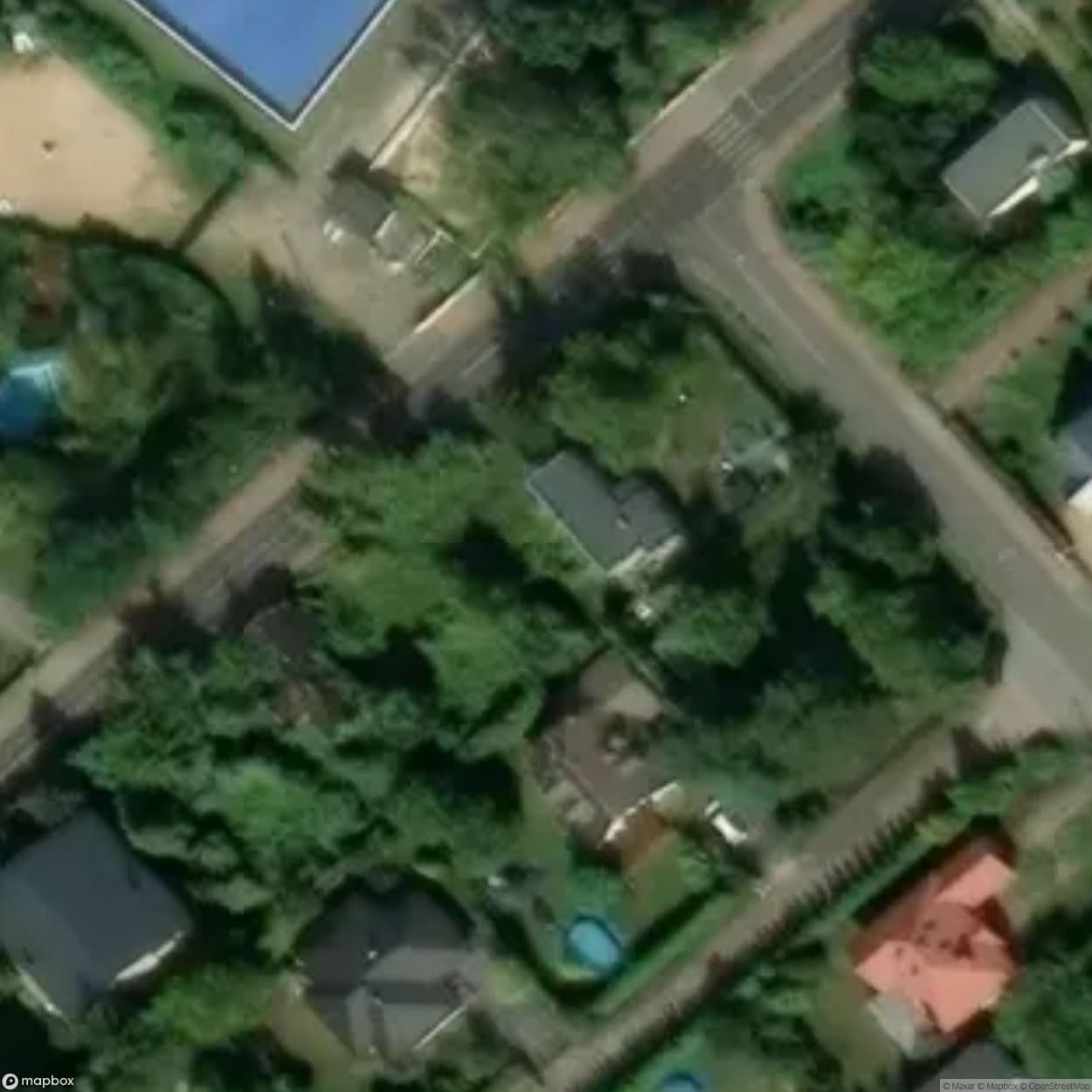 Site Abandoned Cottage With A Collapsed Roof [POL] #34195