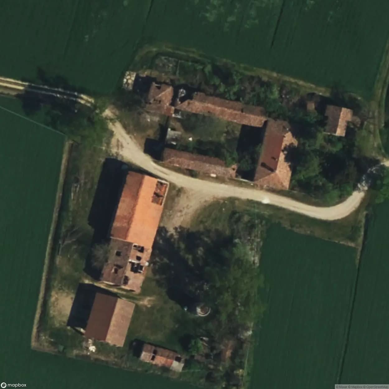 Farm Of The Football Coach [ITA] #00383
