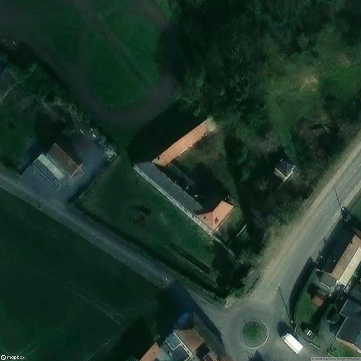 Hundred Windows House [BEL] #04396