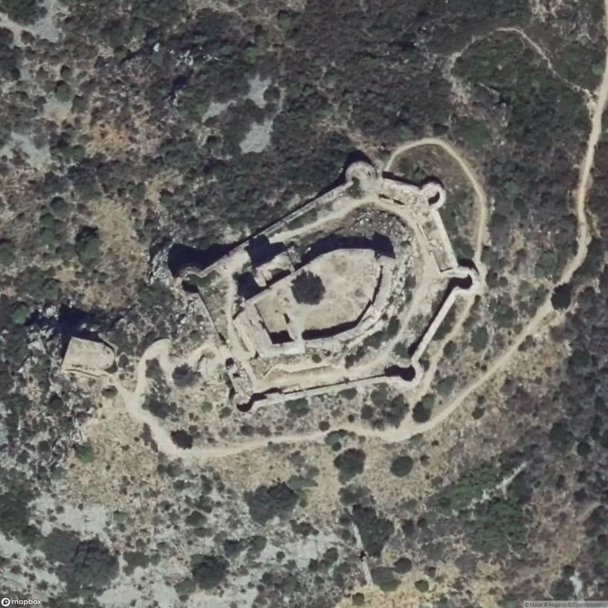 Aguilar Castle [FRA] #10907