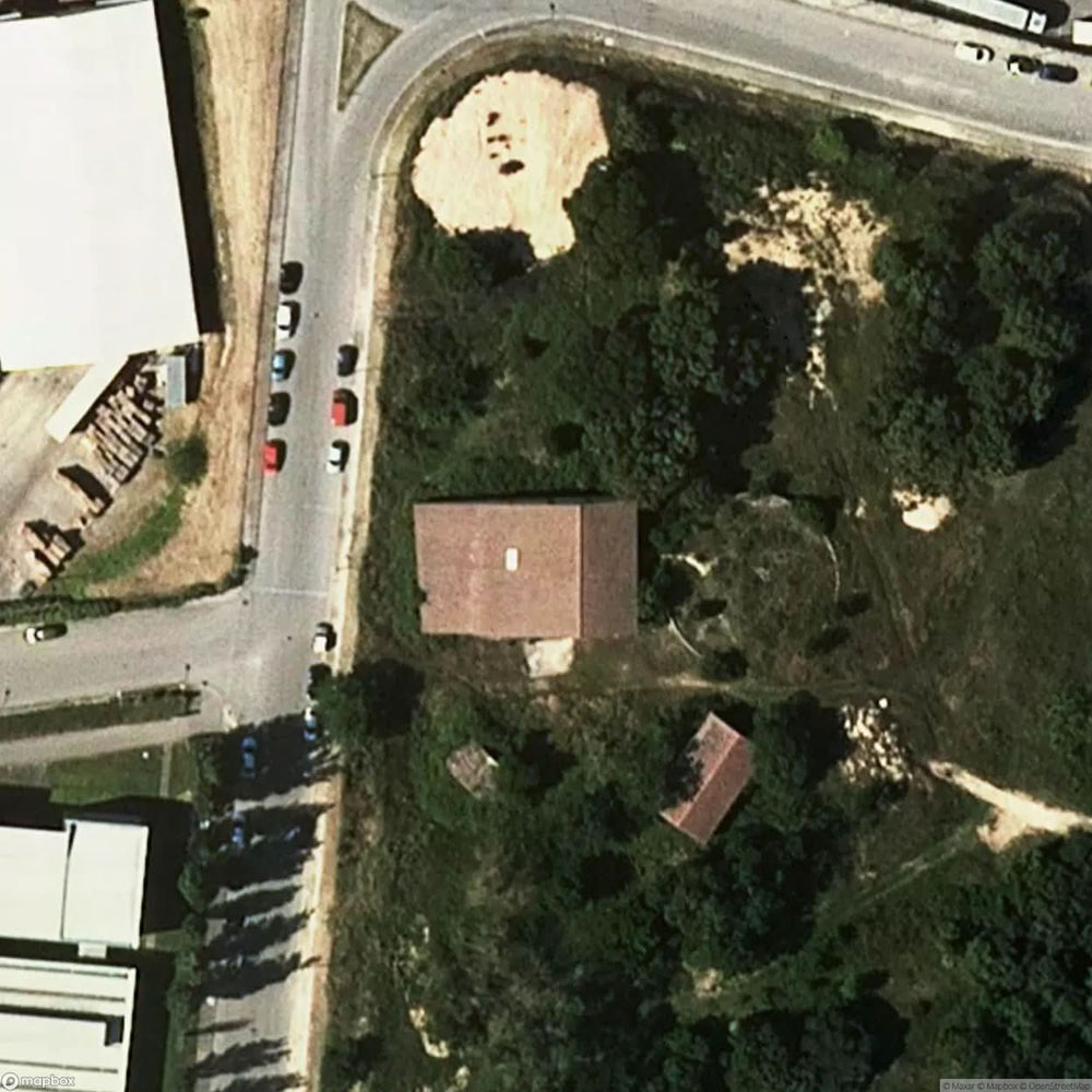 Aband House In Industrial Macanet Area [ESP] #21024