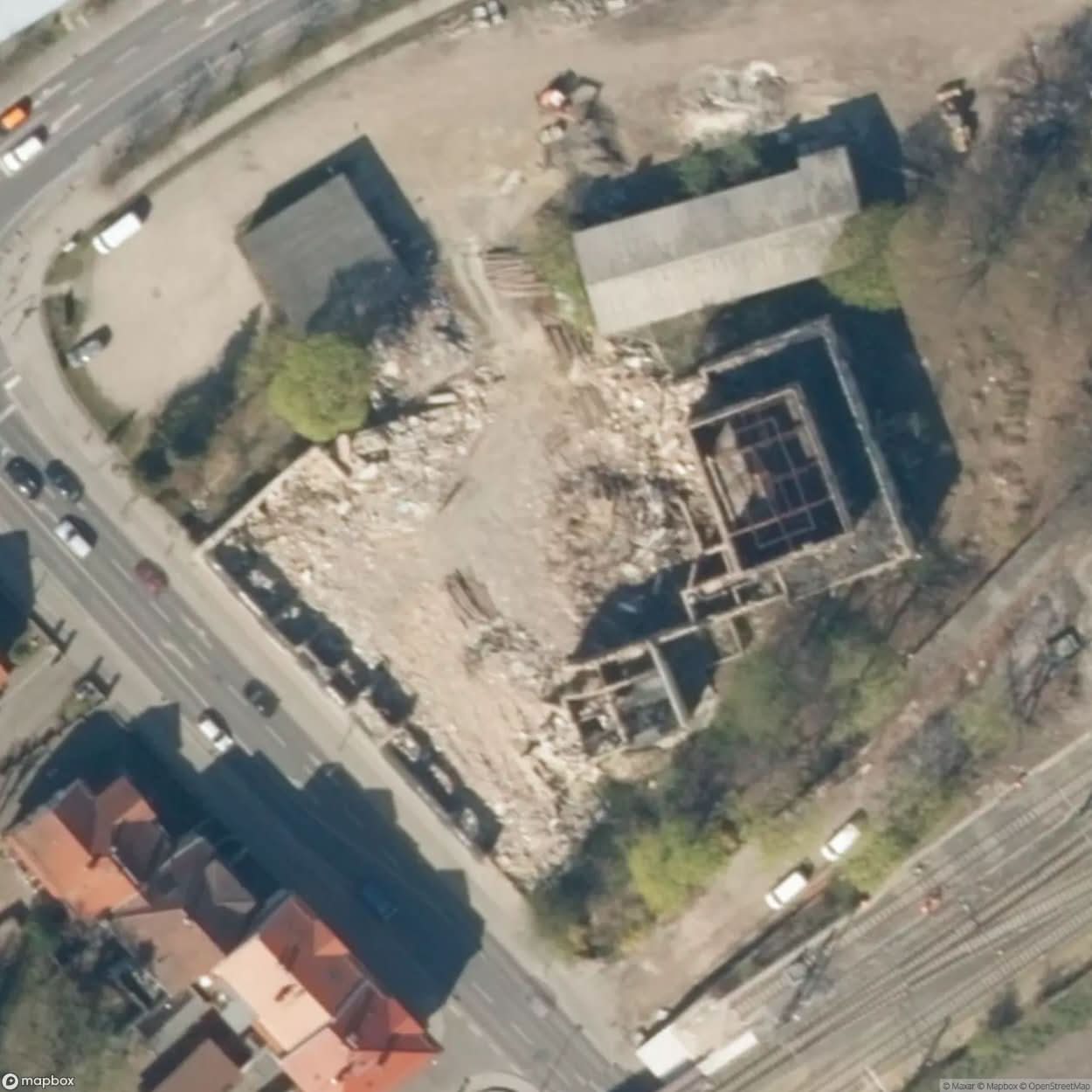 Fallen Building [DEU] #05648