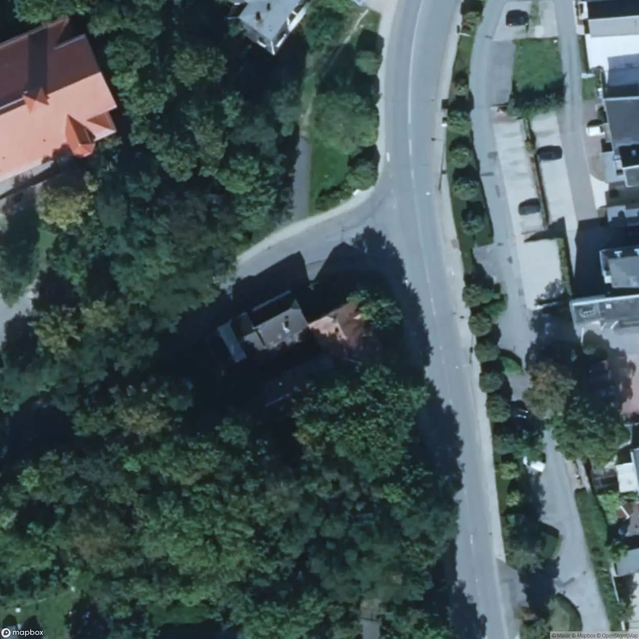 Residential House With Factory [DEU] #03903