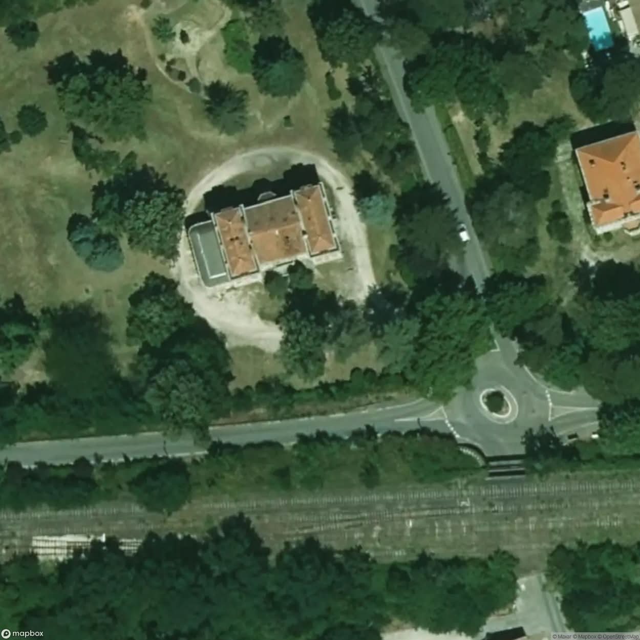 School Of Pharmacy [FRA] #19943
