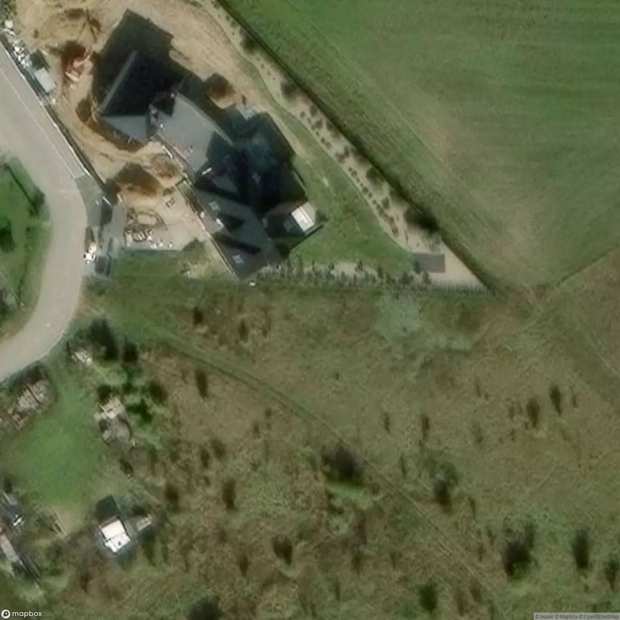 Site Houses Abandoned During Construction [POL] #33658