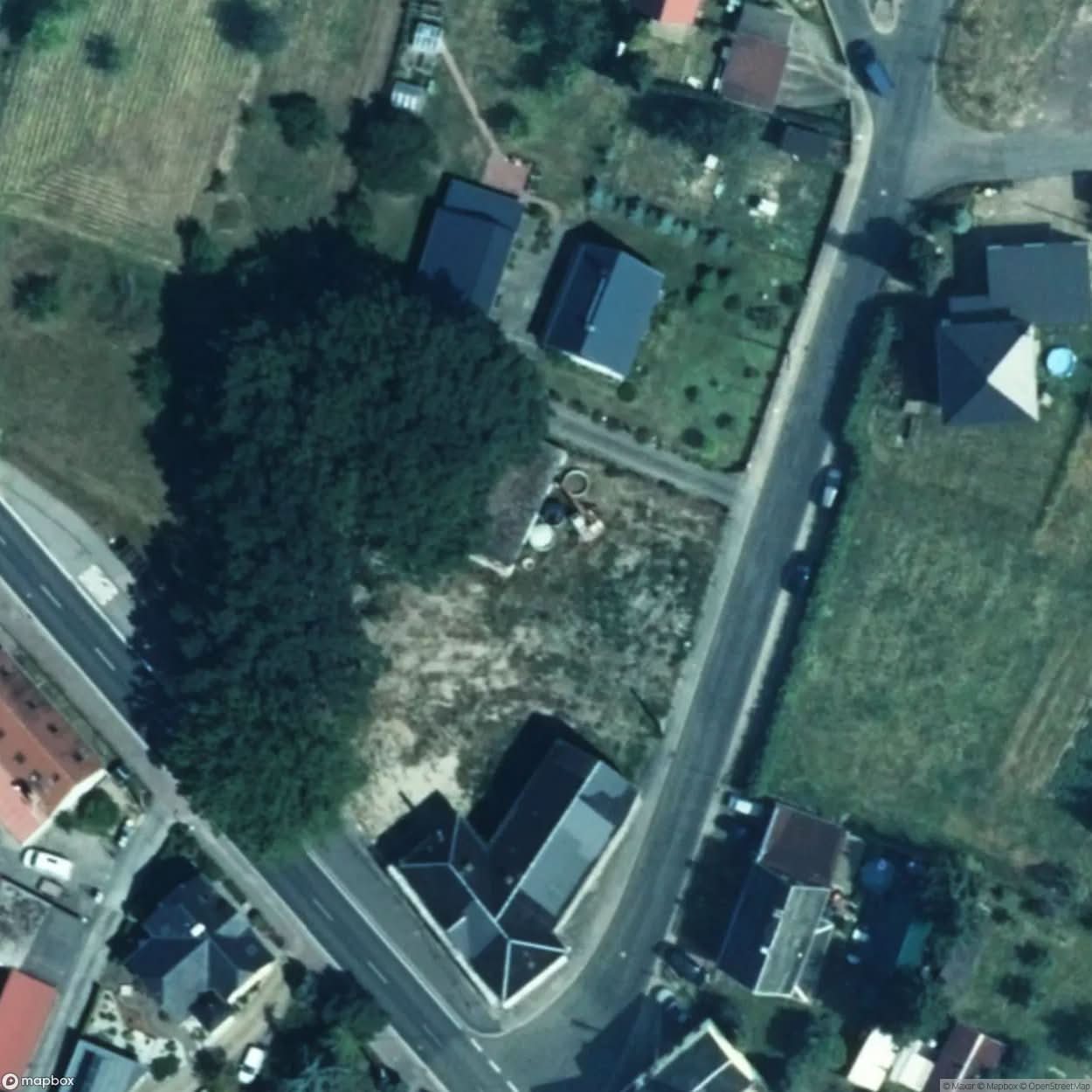 Inn With Car Access [DEU] #12821