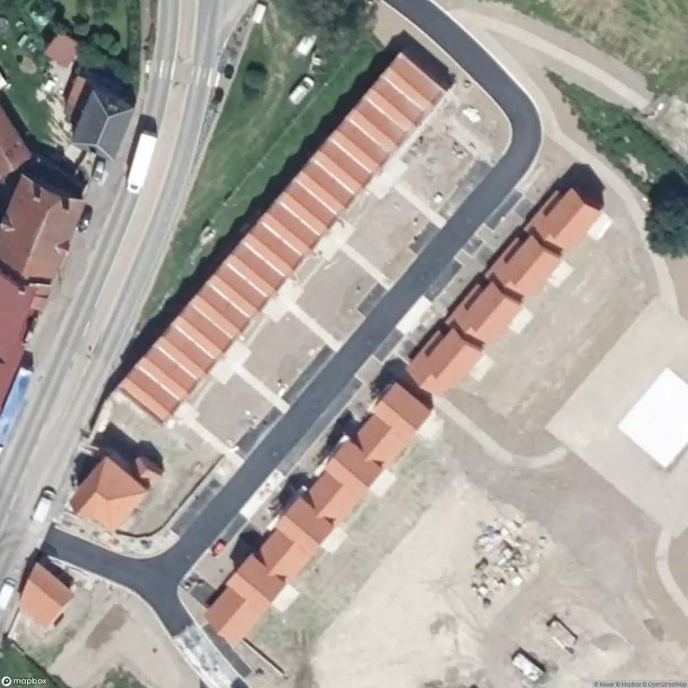 B School School B [FRA] #04873