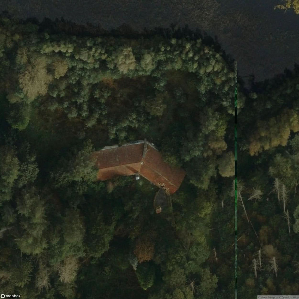 House By The Water [BEL] #04191
