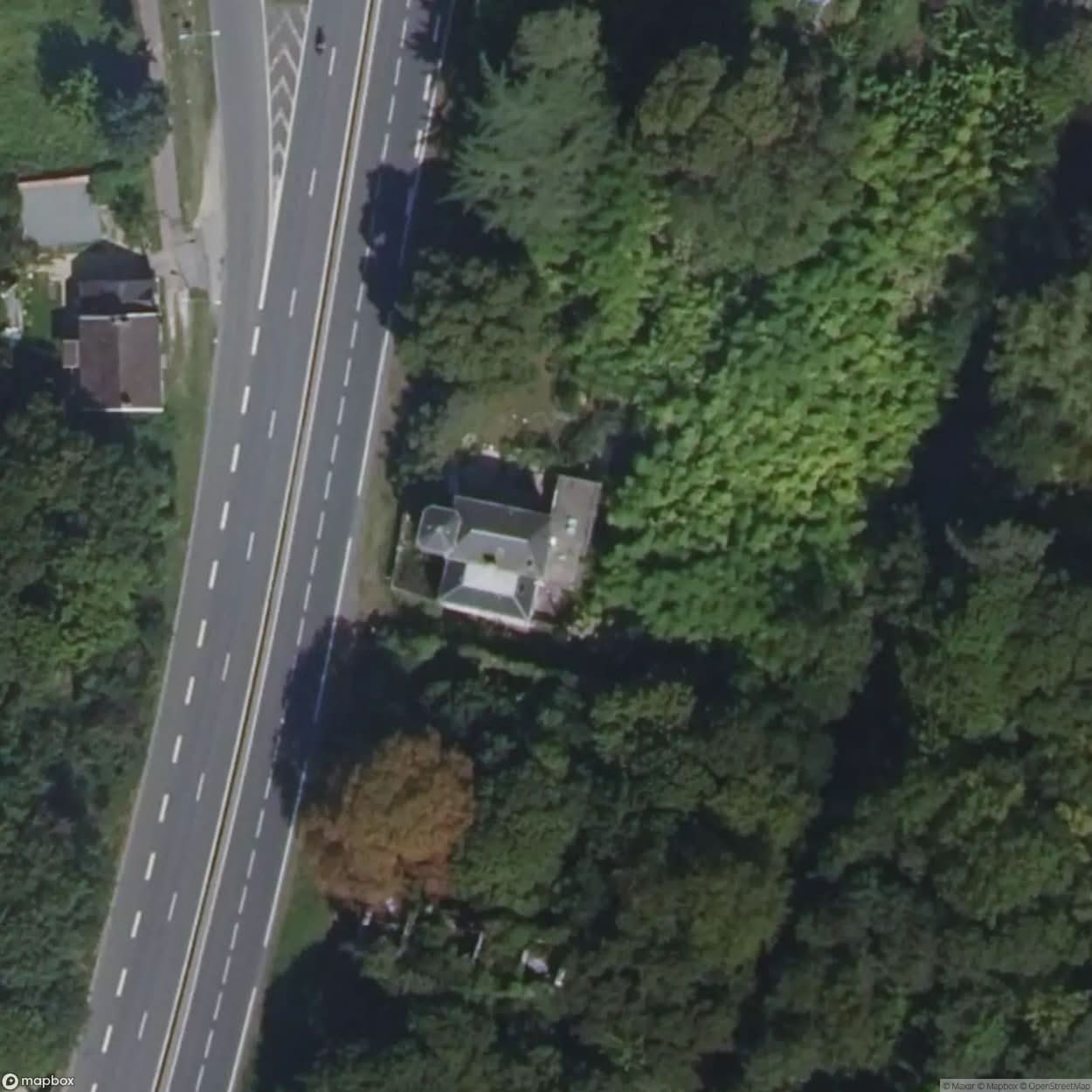 Villa Control Tower [FRA] #01798