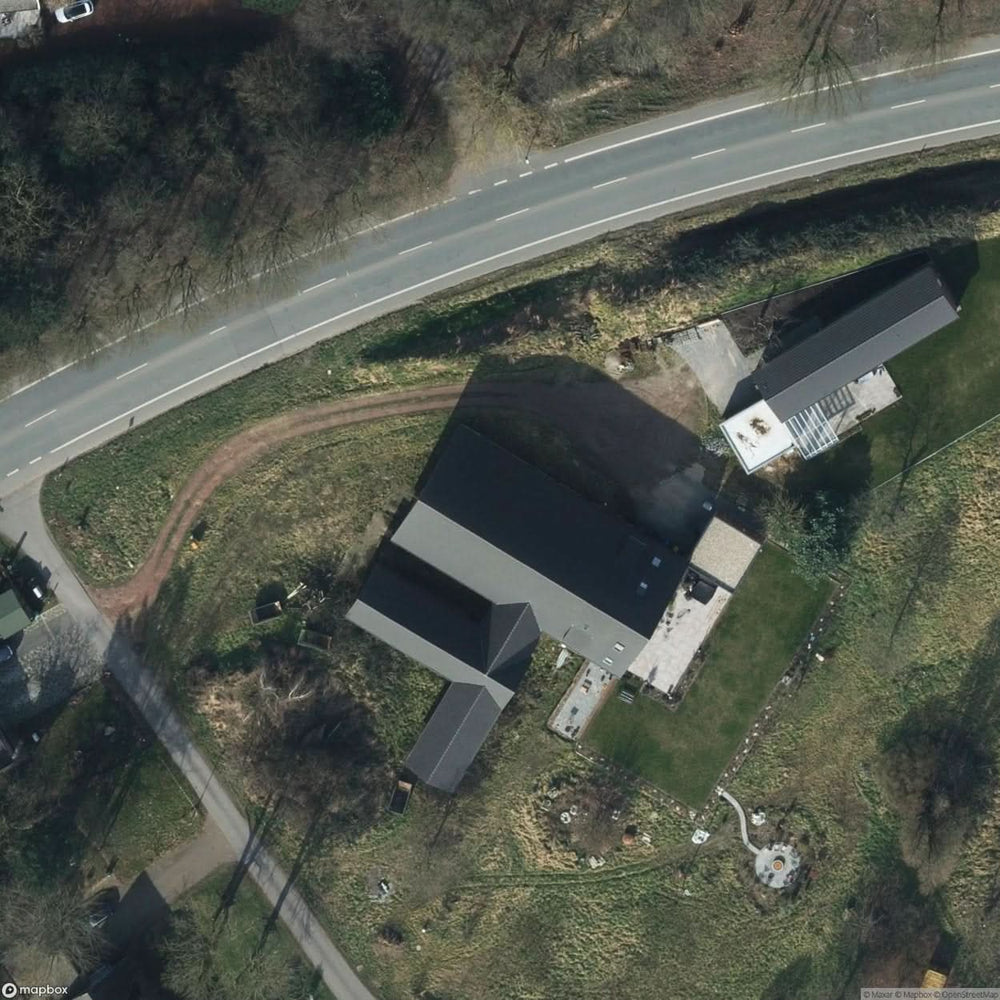 Farm With Barn [DEU] #02190