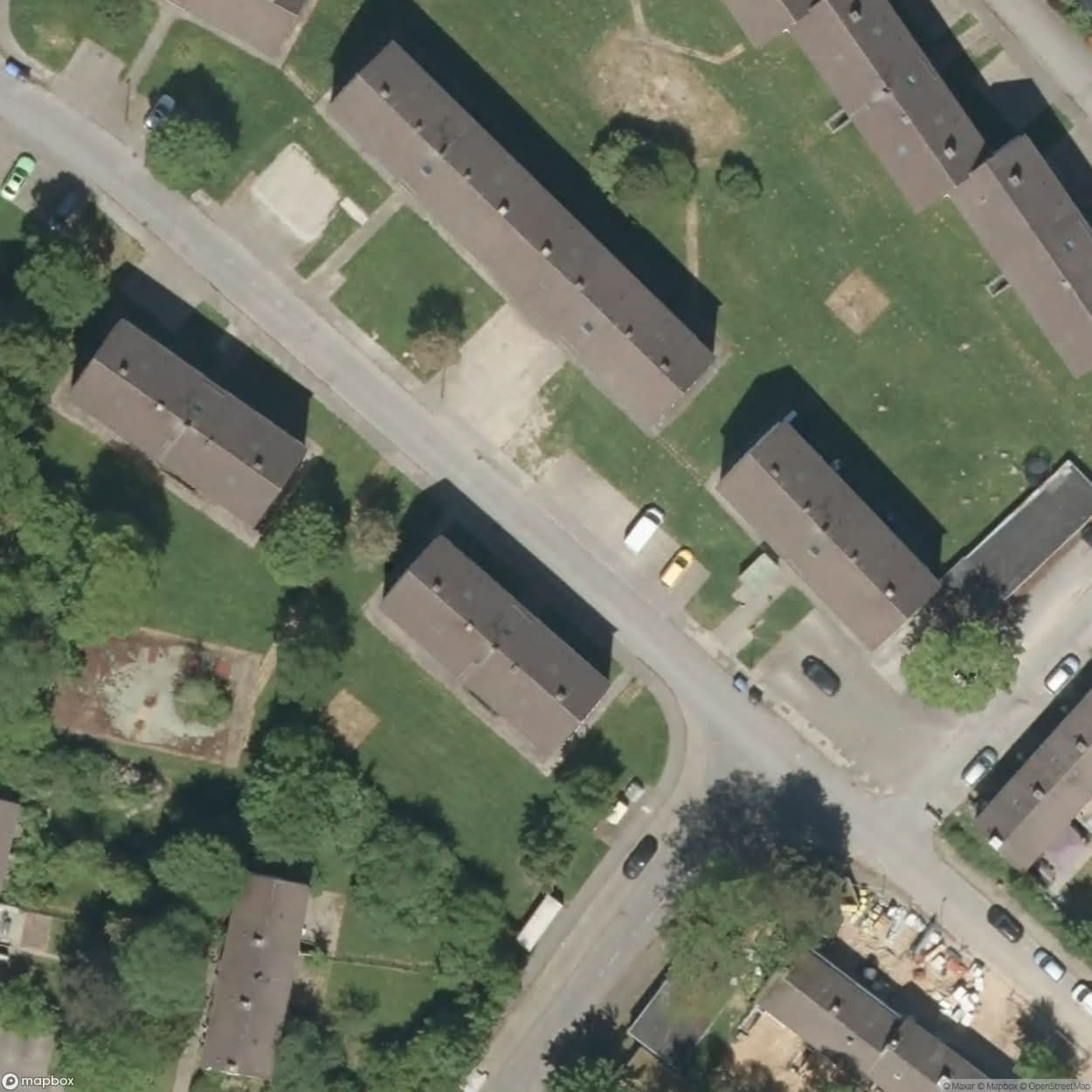 Housing Units [DEU] #04772