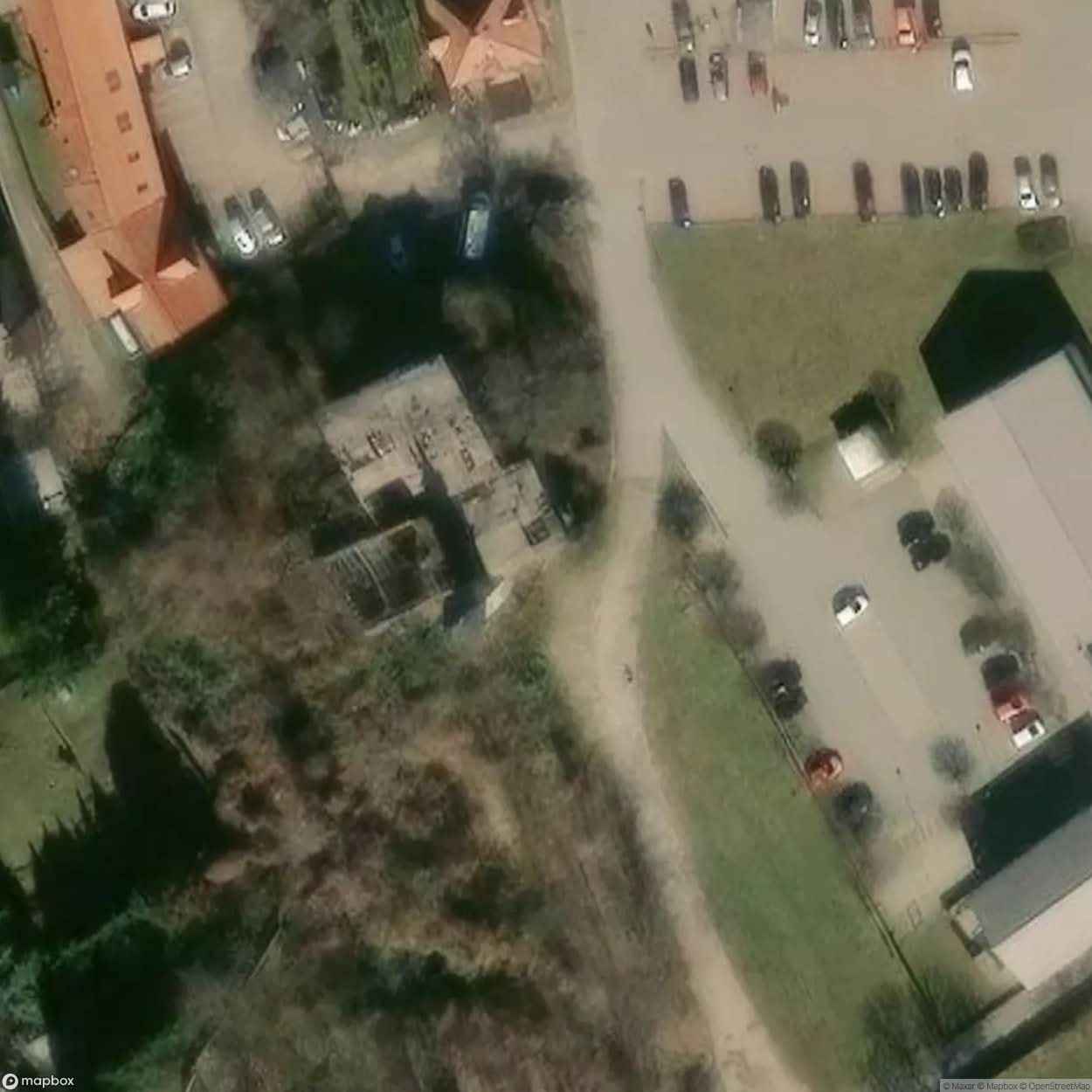 House By The Track Mold House Iv [DEU] #00633