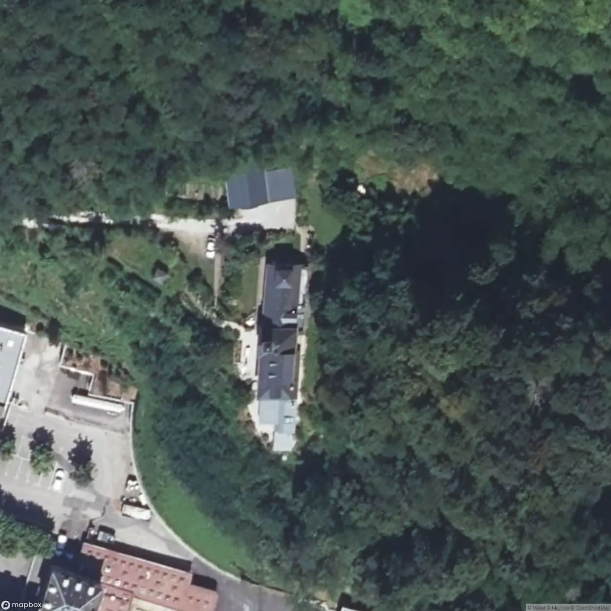 Praud Castle [FRA] #19472