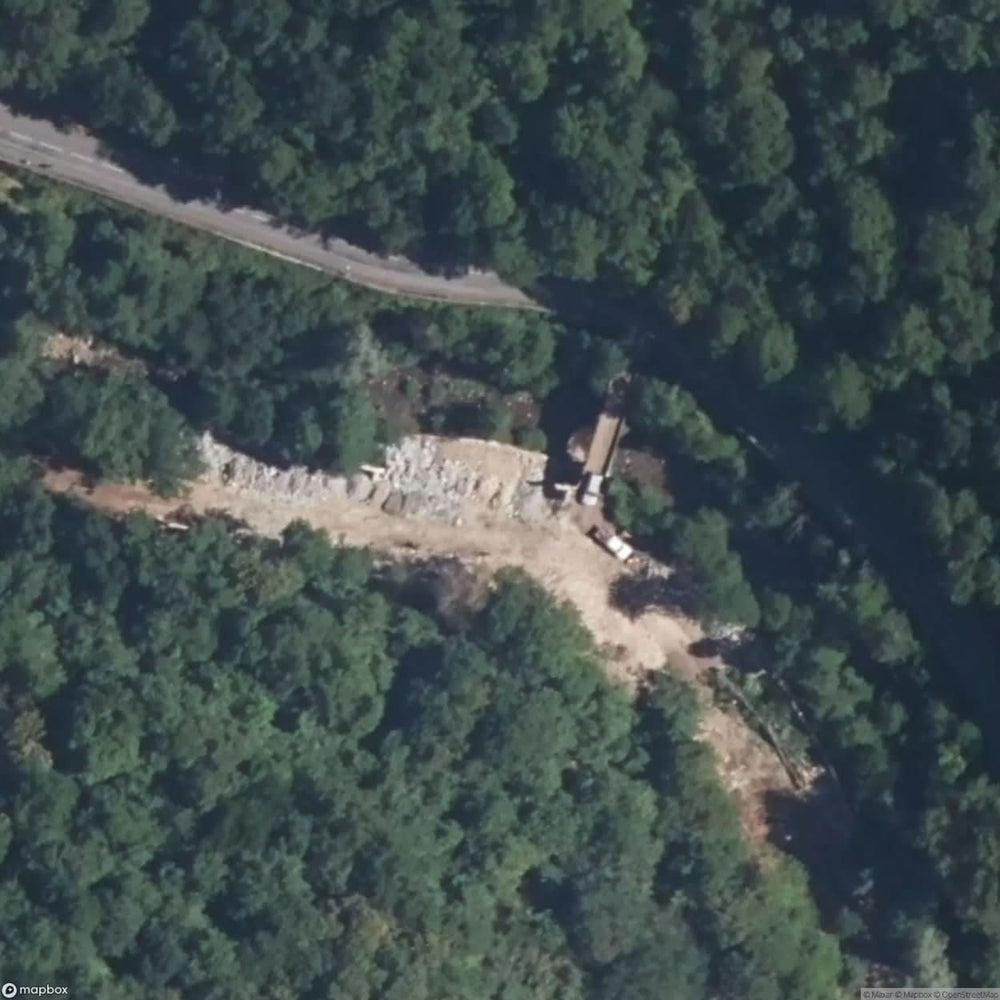 Large Well Of The Peychagnard [FRA] #20163