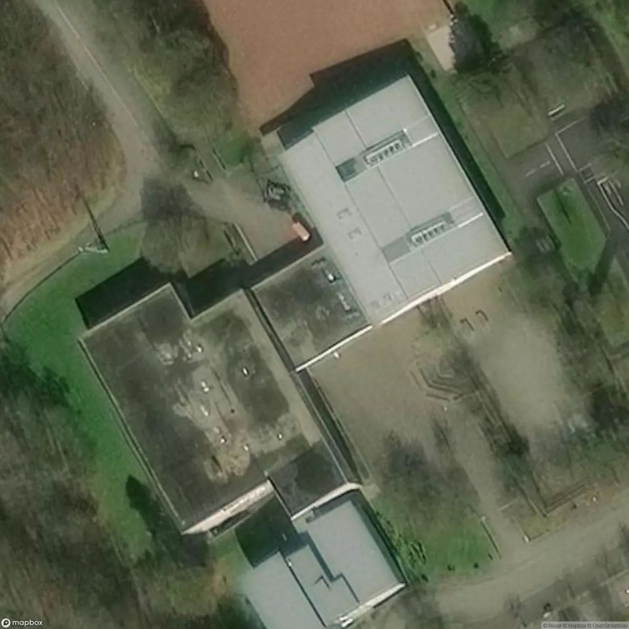 Secondary School Plus Wallhalben [DEU] #09394