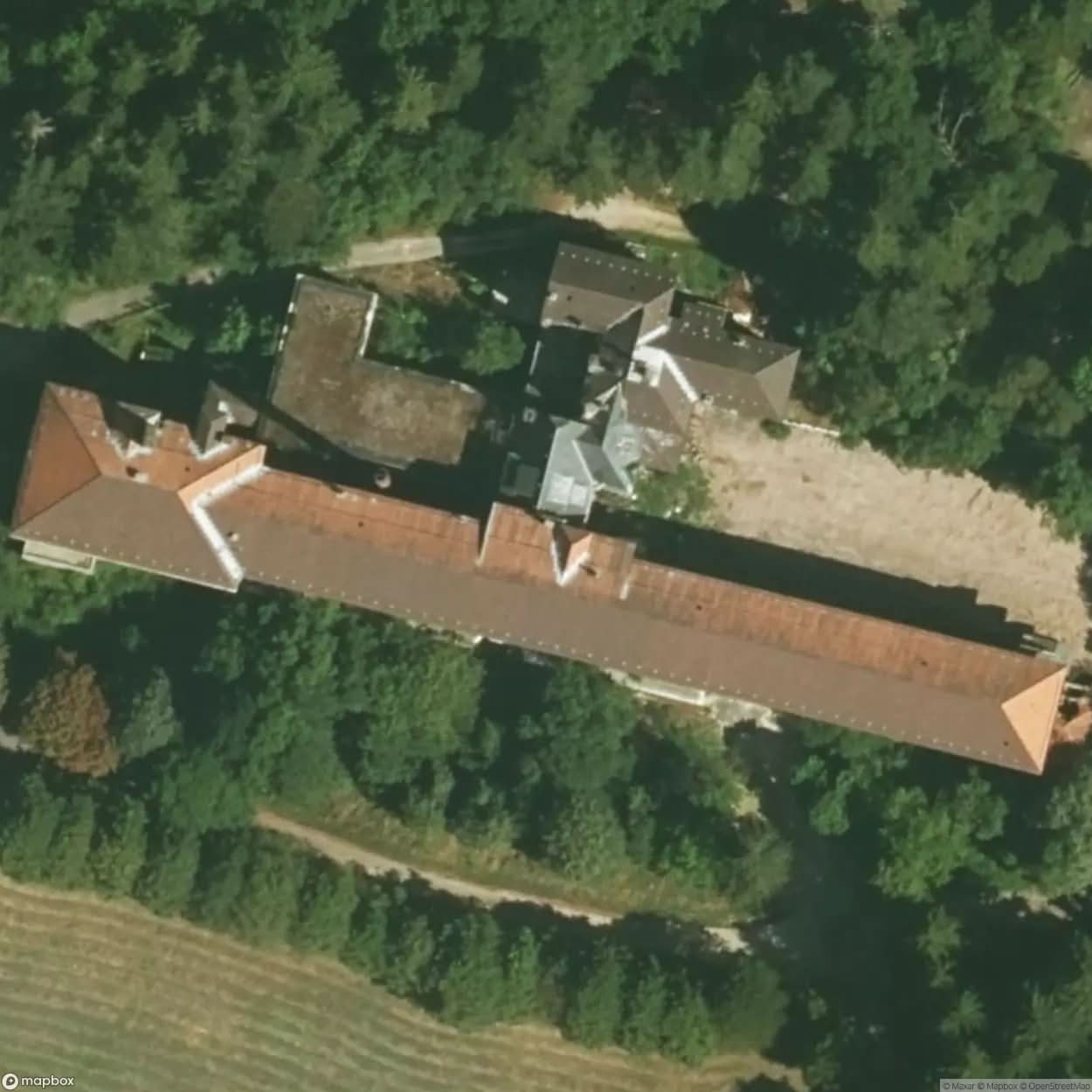 Abandoned Hospital Stahnsdorf [FRA] #21149