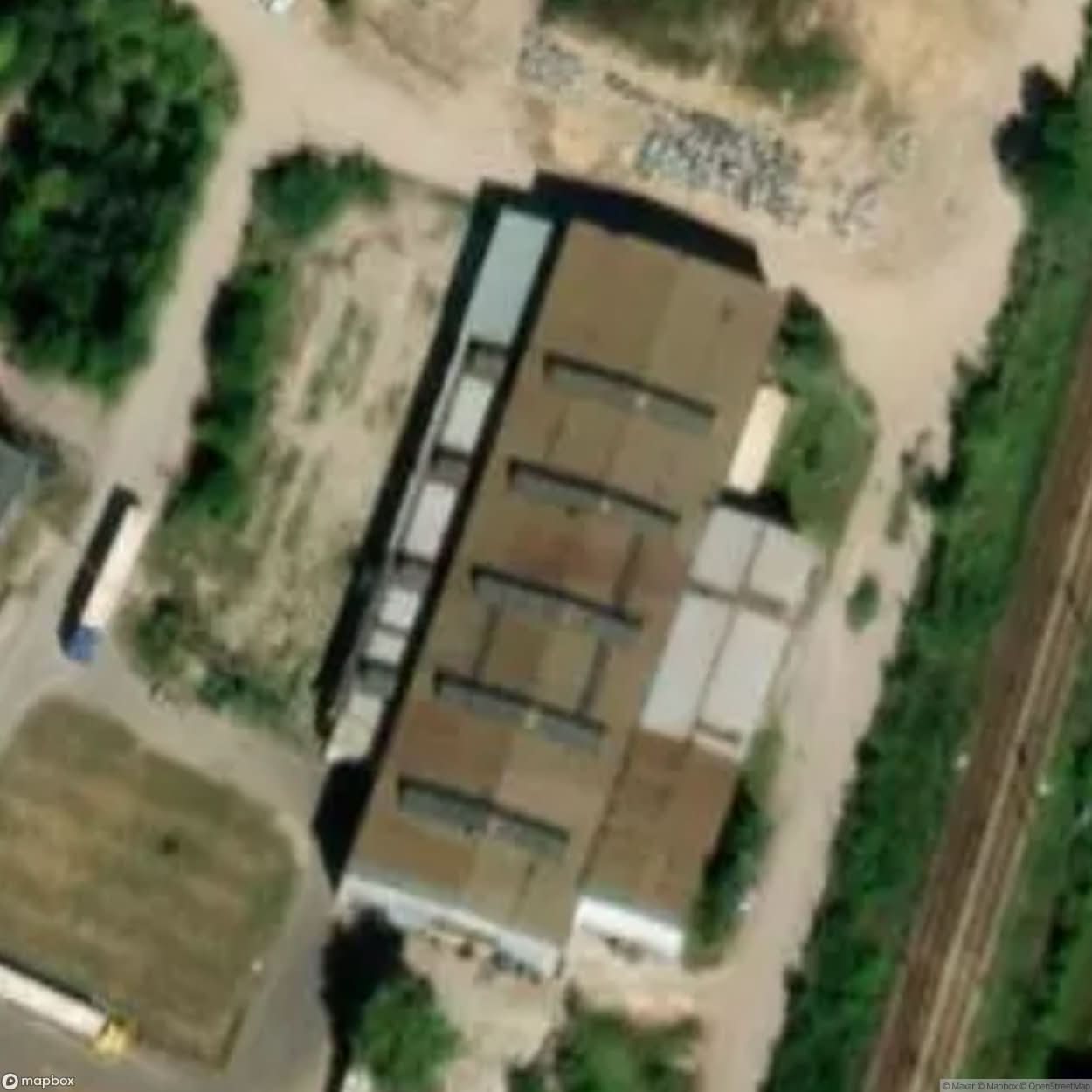 Site Half Abandoned Cargo Hold [POL] #33999