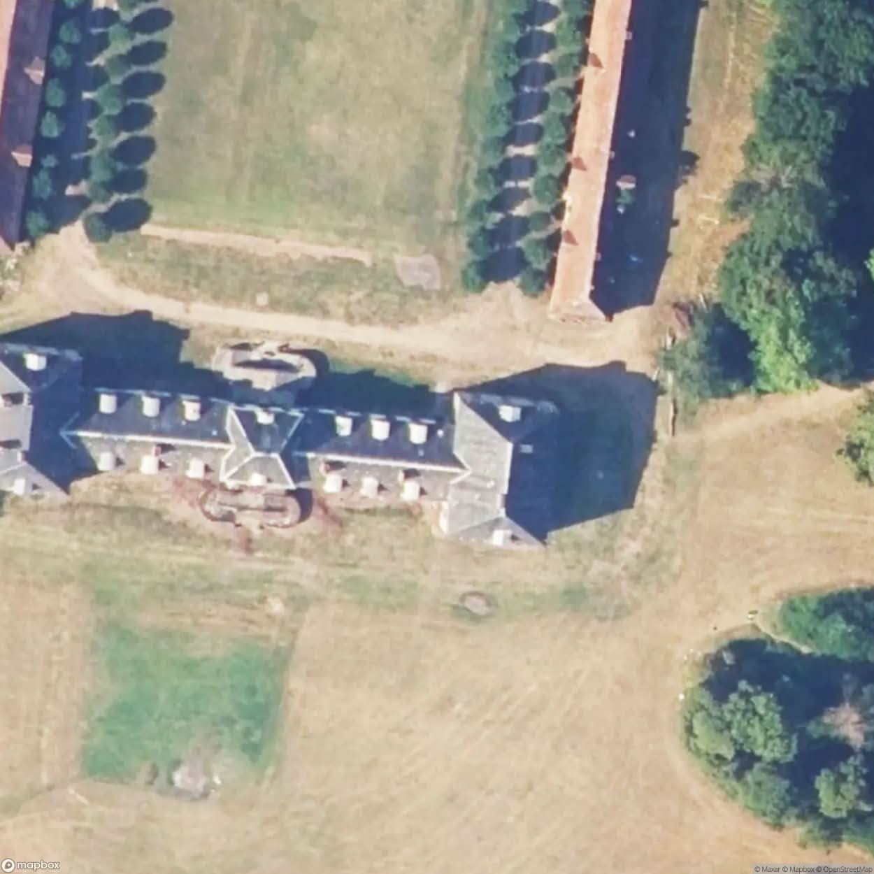 Levis Castle [FRA] #10940