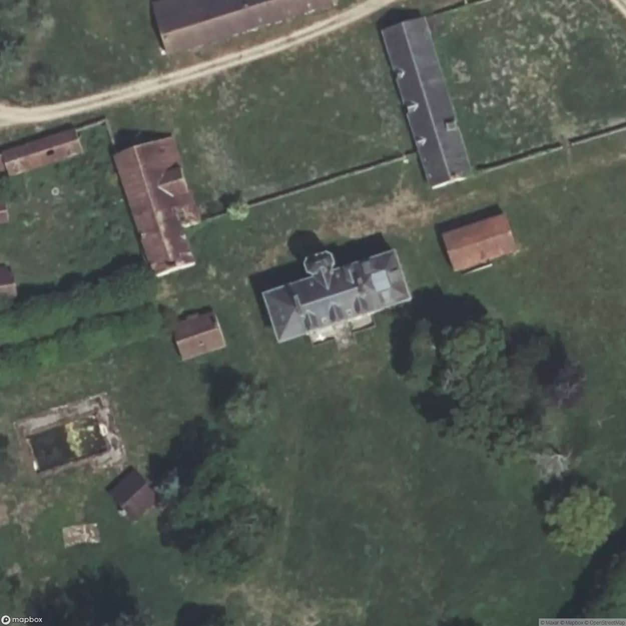 Double Bear Mansion [FRA] #01447