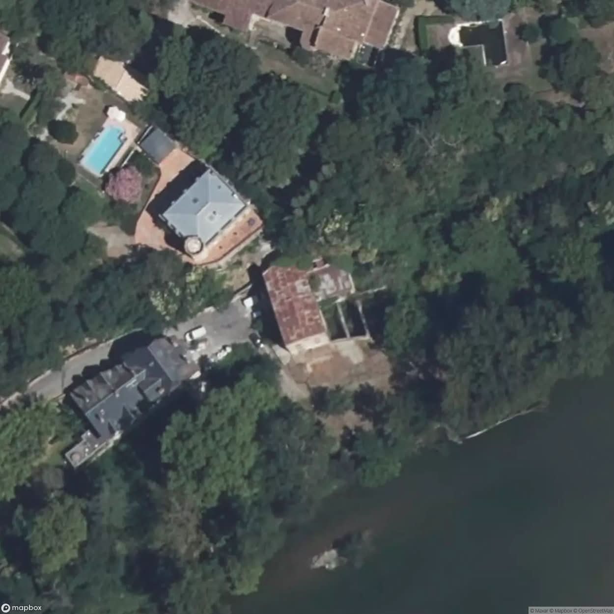 Manor On The Garonne [FRA] #01442