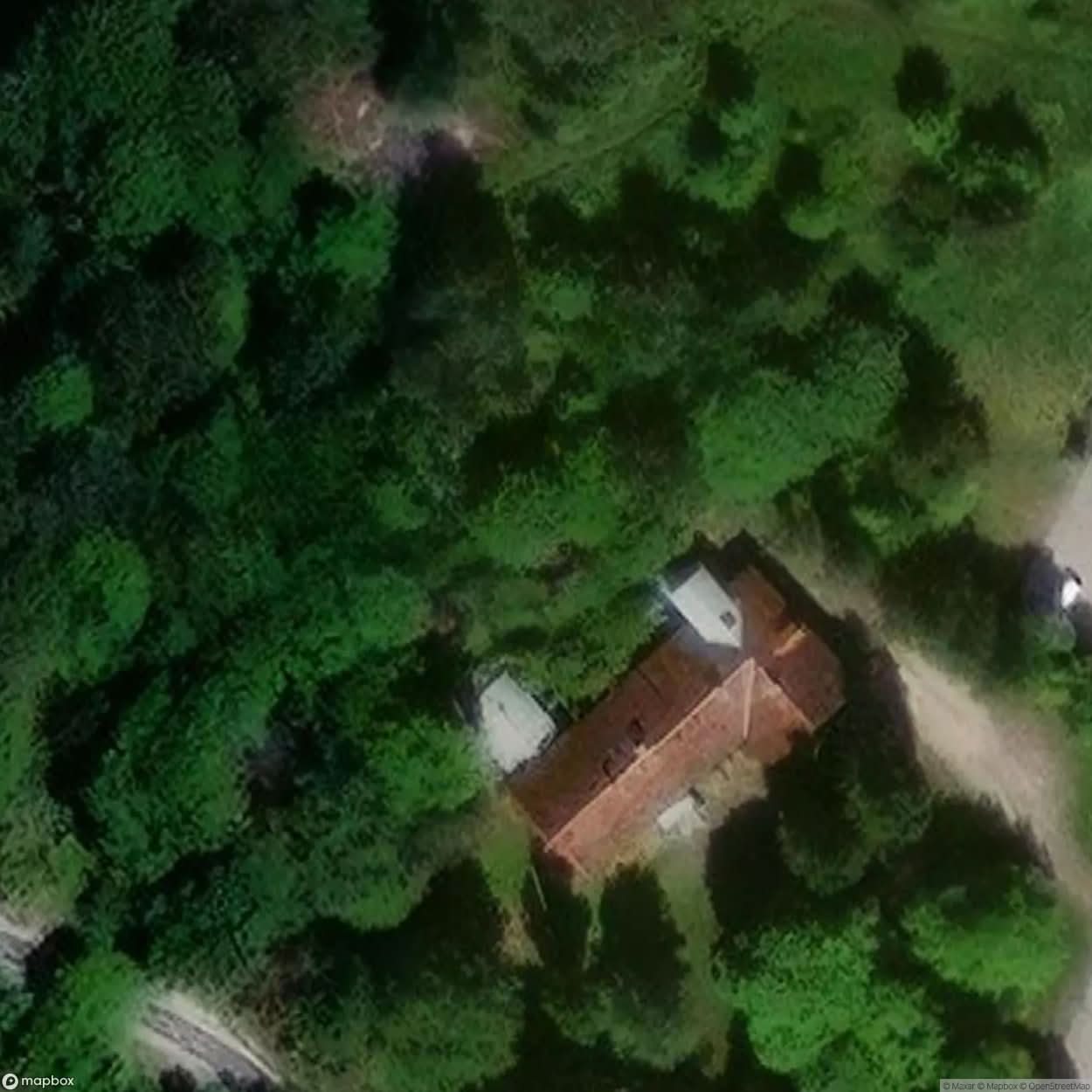 House Tree Top [SWE] #03386