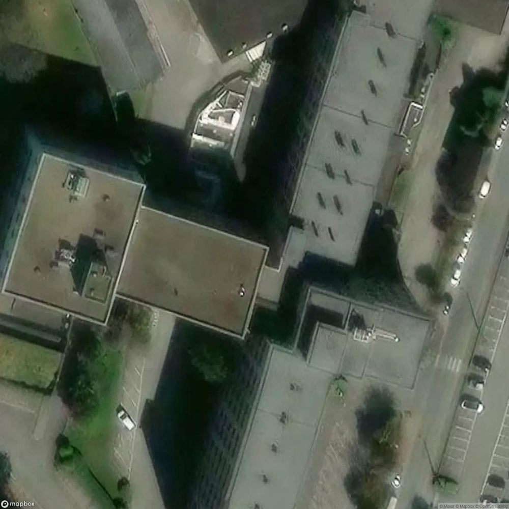 House Near The Hospital [BEL] #21174