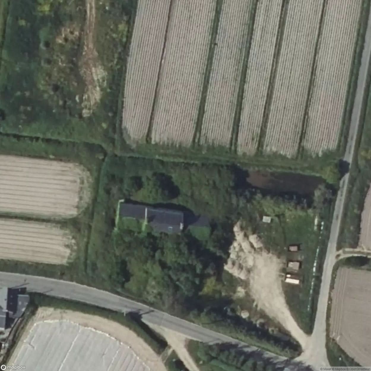 The Imperfect Barn [FRA] #01632