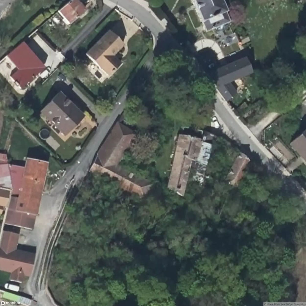 Jean Marie House [FRA] #01398