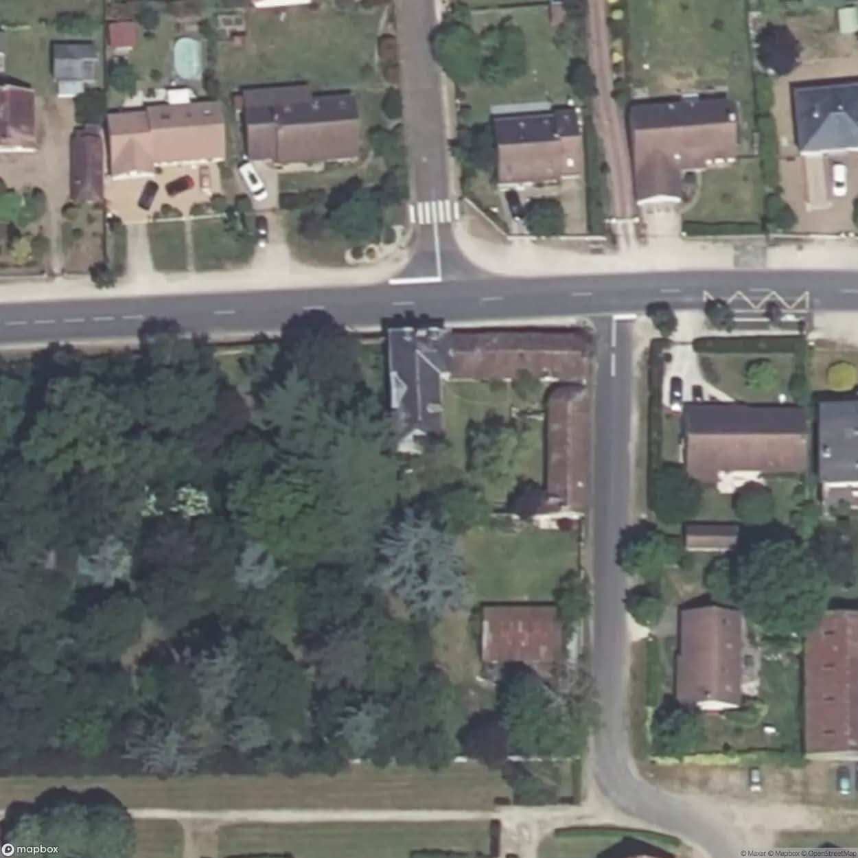 Red Villa [FRA] #21530