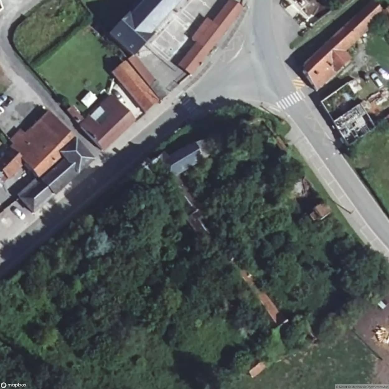 Dog House [FRA] #01383