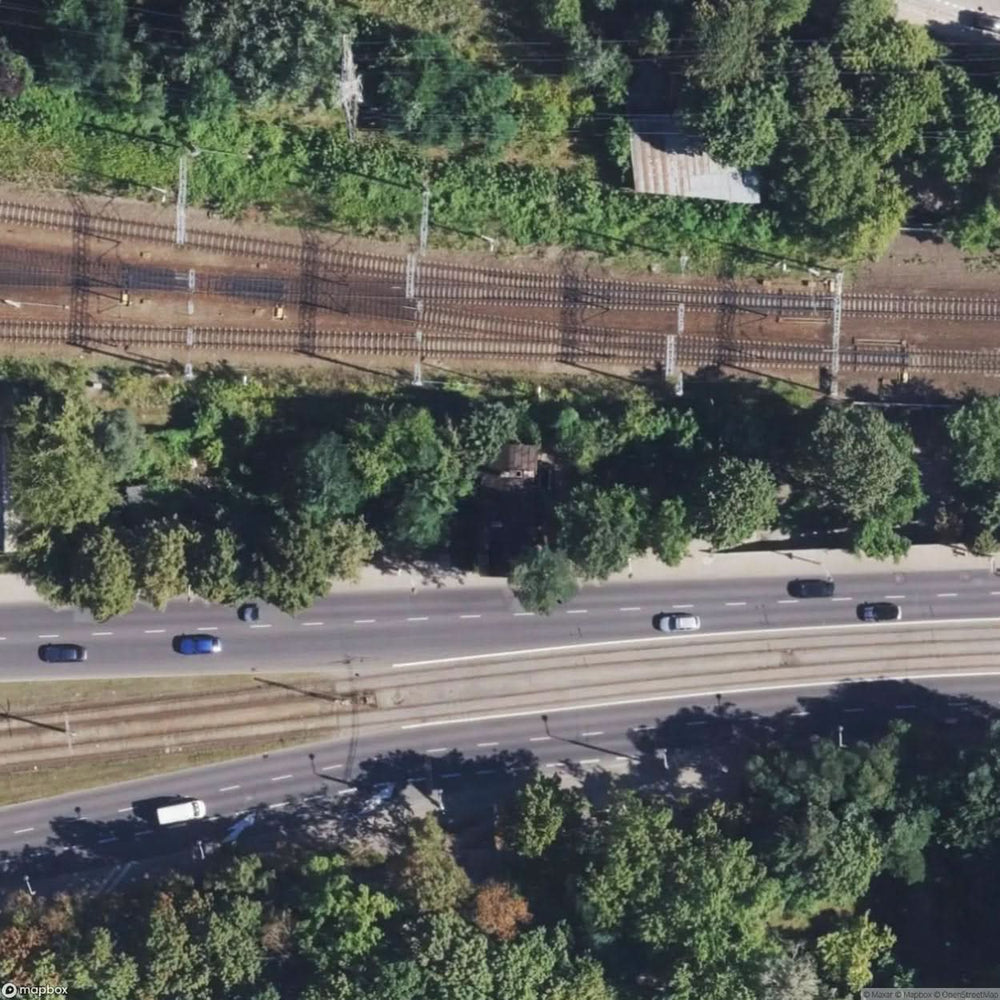 Site Building On Tracks [POL] #33964