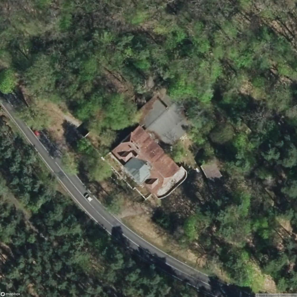 Building Possibly Hotel [DEU] #05725