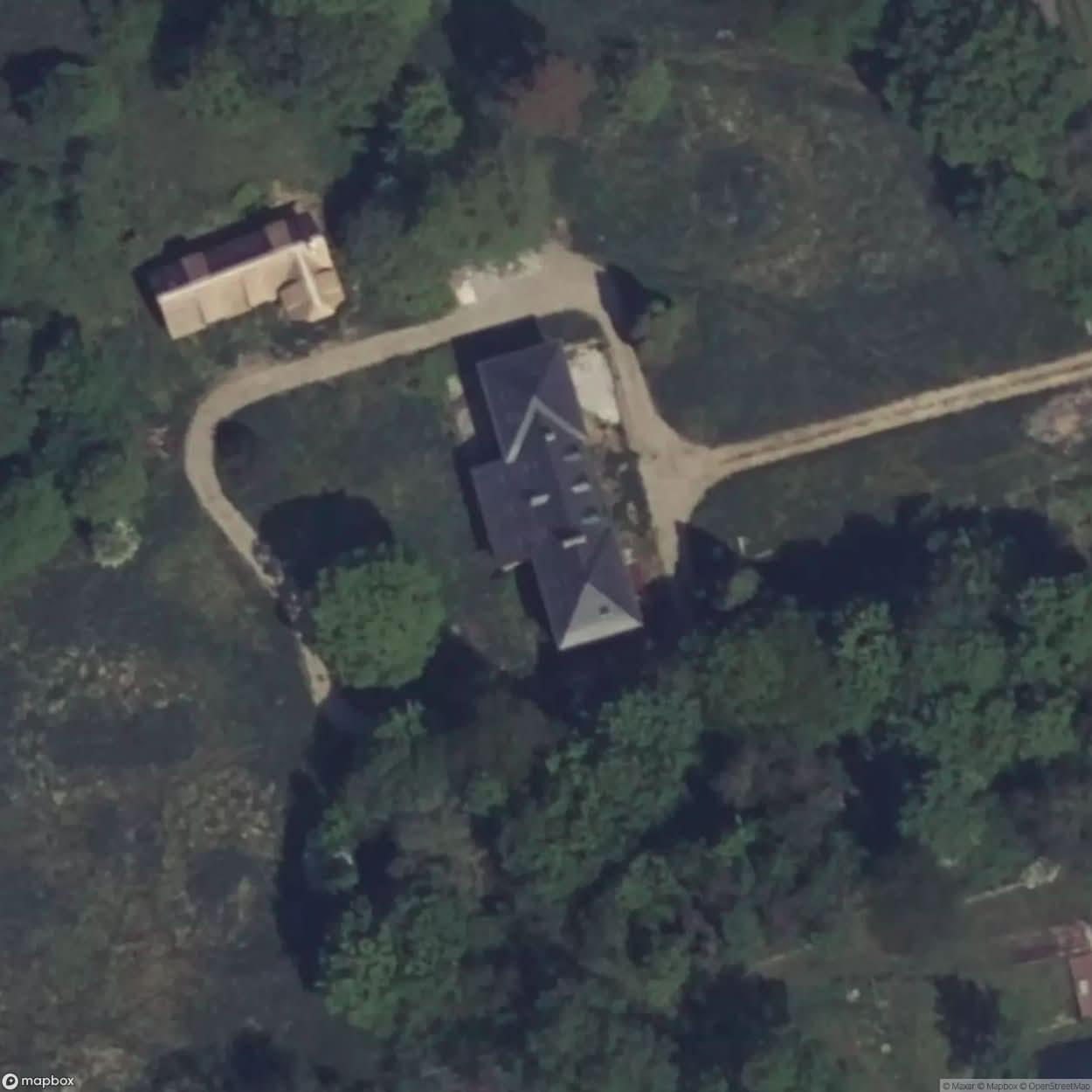 Walled Manor House [FRA] #19261
