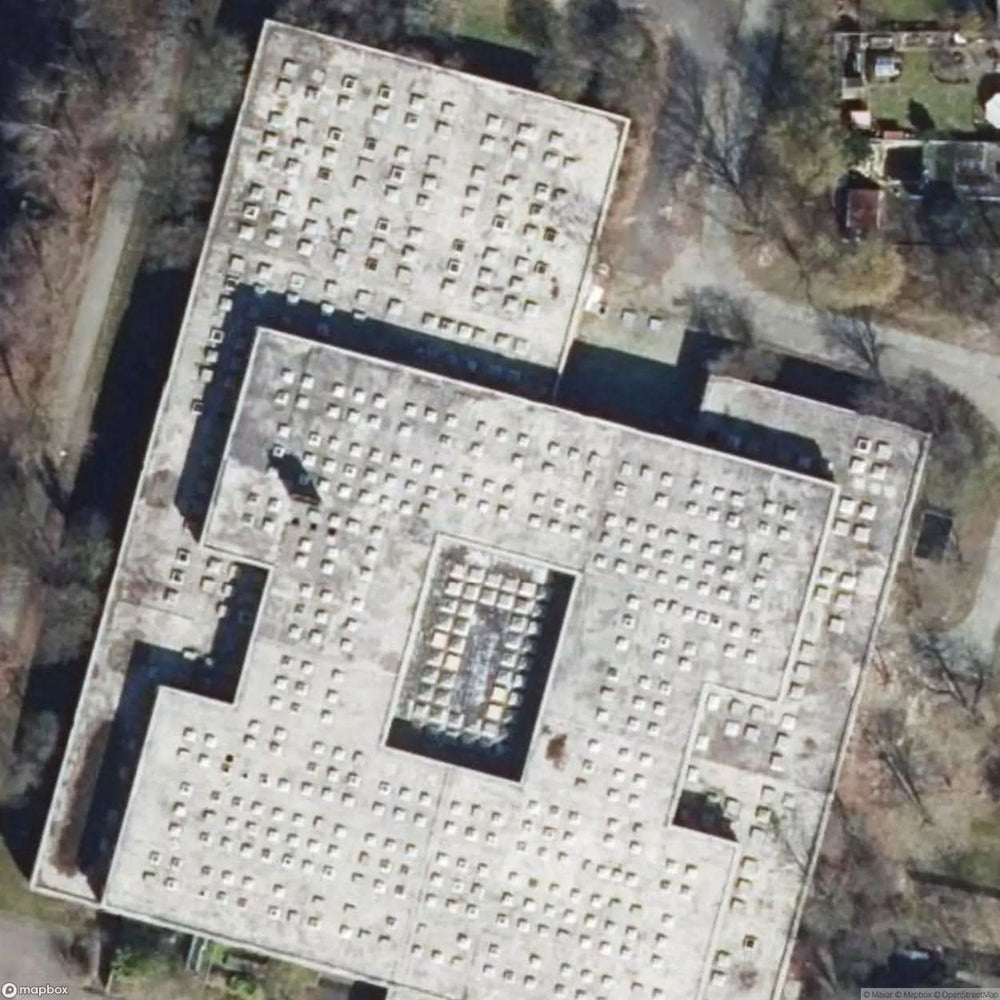 School With Bunker Emergency Hospital [DEU] #09608
